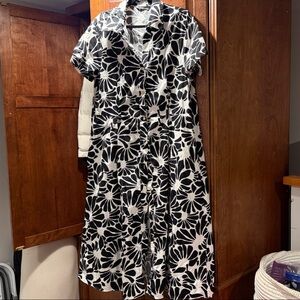 Zara Black & White Floral Button-Front Midi Dress